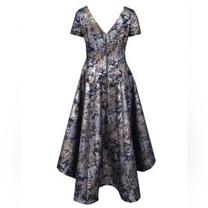 All Evening Gowns
Shani

Jacquard High-Low Gown size 16